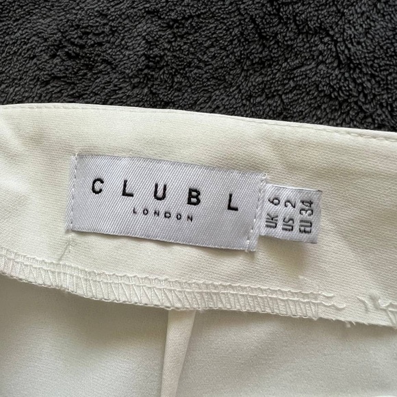 CLUB LONDON WHITE TIE LACES FRONT CORSET SKIRT - Picture 2 of 4